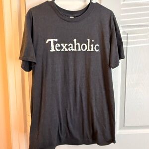 Texaholic Graphic T-Shirt